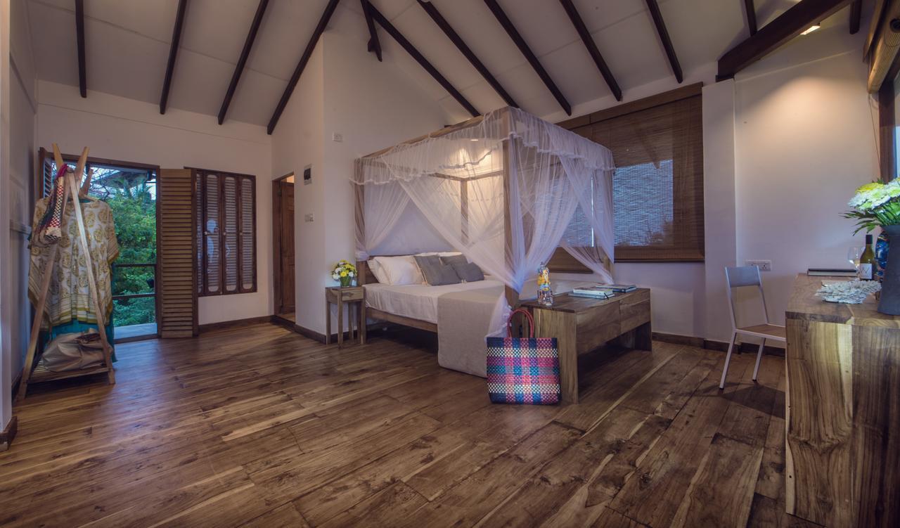 C Beyond Nilaveli Hotel Buitenkant foto